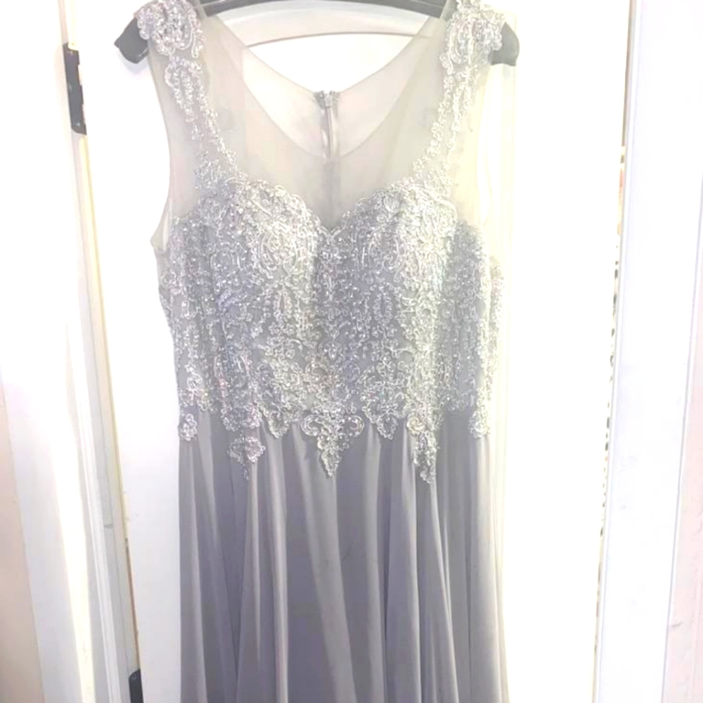Formal wear Cindy Collection size XL